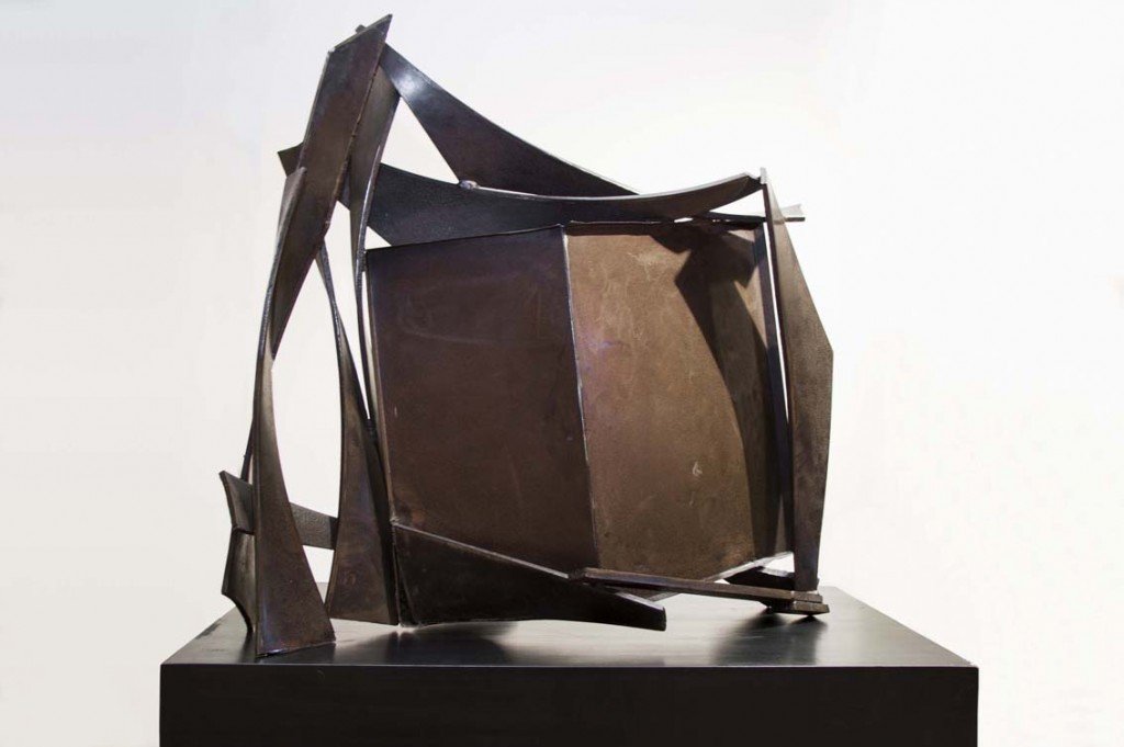 "Pieza de mesa CCLXXI", de Anthony Caro, 1975-76.