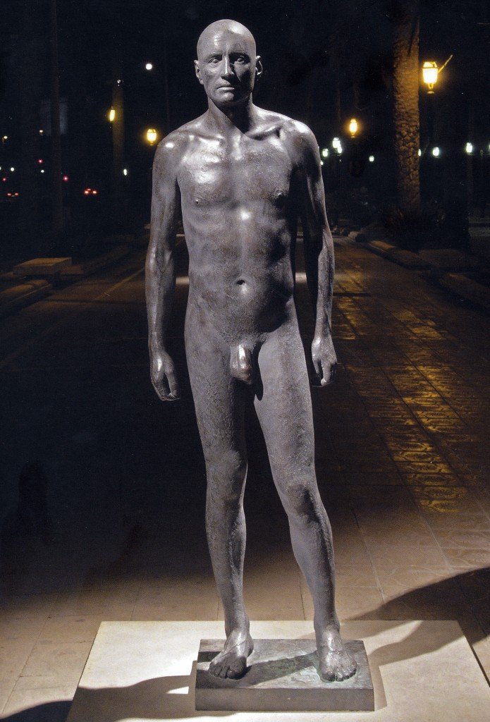 Antonio López, Hombre, 2003, bronce, 197 x 60 x 38 cm (Ed. de 4)