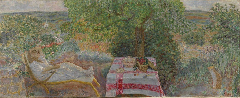 Descansando en el jardín, por Pierre Bonnard, 1914, óleo sobre lienzo, 100,5 x 249 cm, The National Museum of Art, Architecture and Design, Oslo. © ADAGP, Paris and DACS, London 2015. 