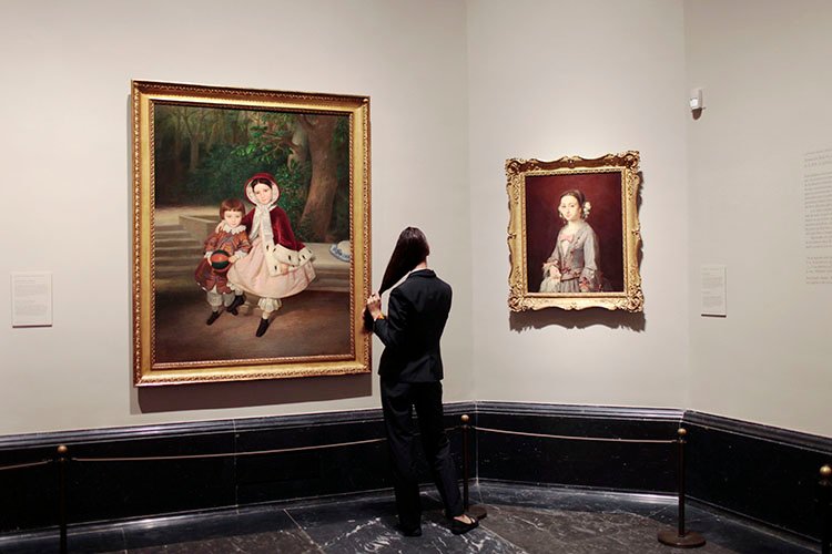 Vista de la exposición La infancia descubierta en el Museo del Prado. 