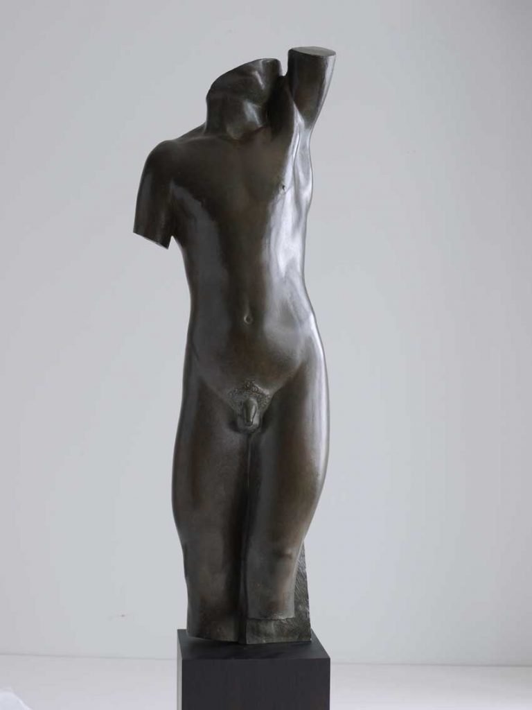 “Torso de gitano”, 1924, bronce, ejemplar EA 1/3, fundidor Coubertin, 71 x 24.2 x 22 cm.