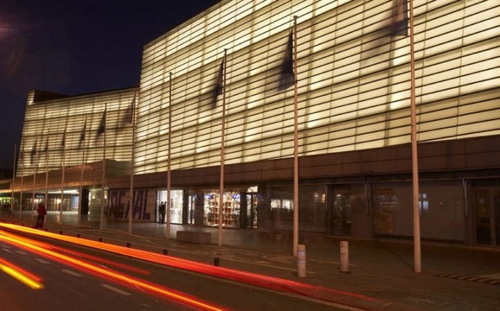 Foto-fachada-Kursaal-noche-III.jpg