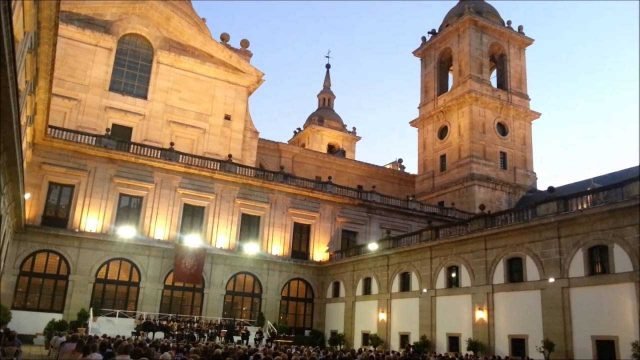 patio-de-carruajes.jpg